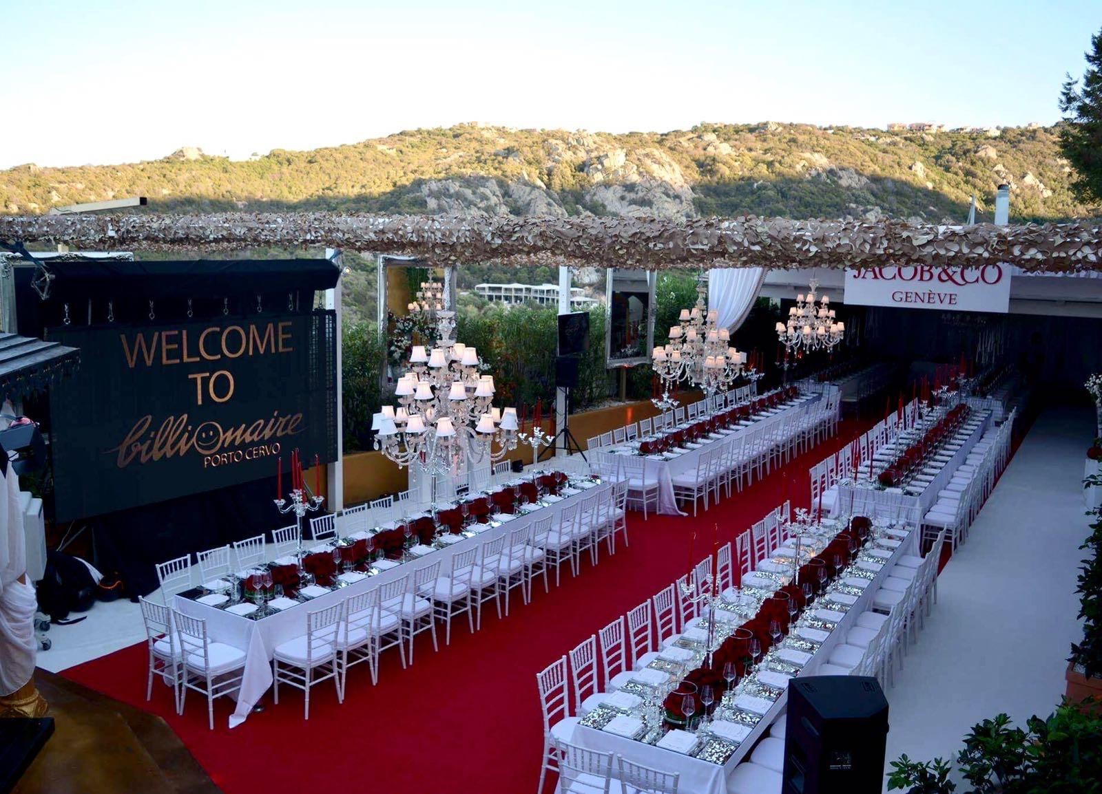 Cena Jacob & Co al Billionaire di Porto Cervo con tappeto rosso